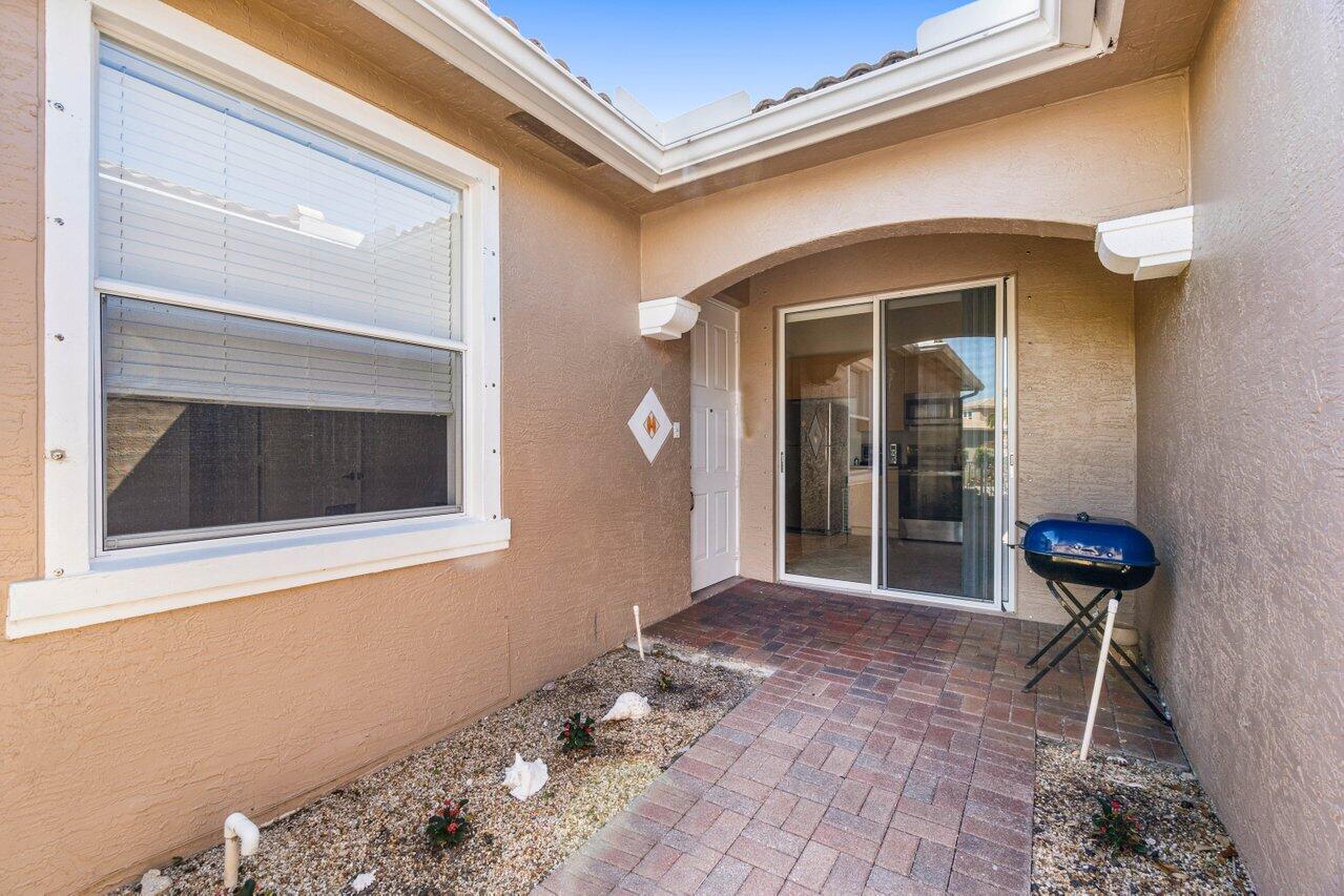 ANDROS ISLE PAR F - Residential