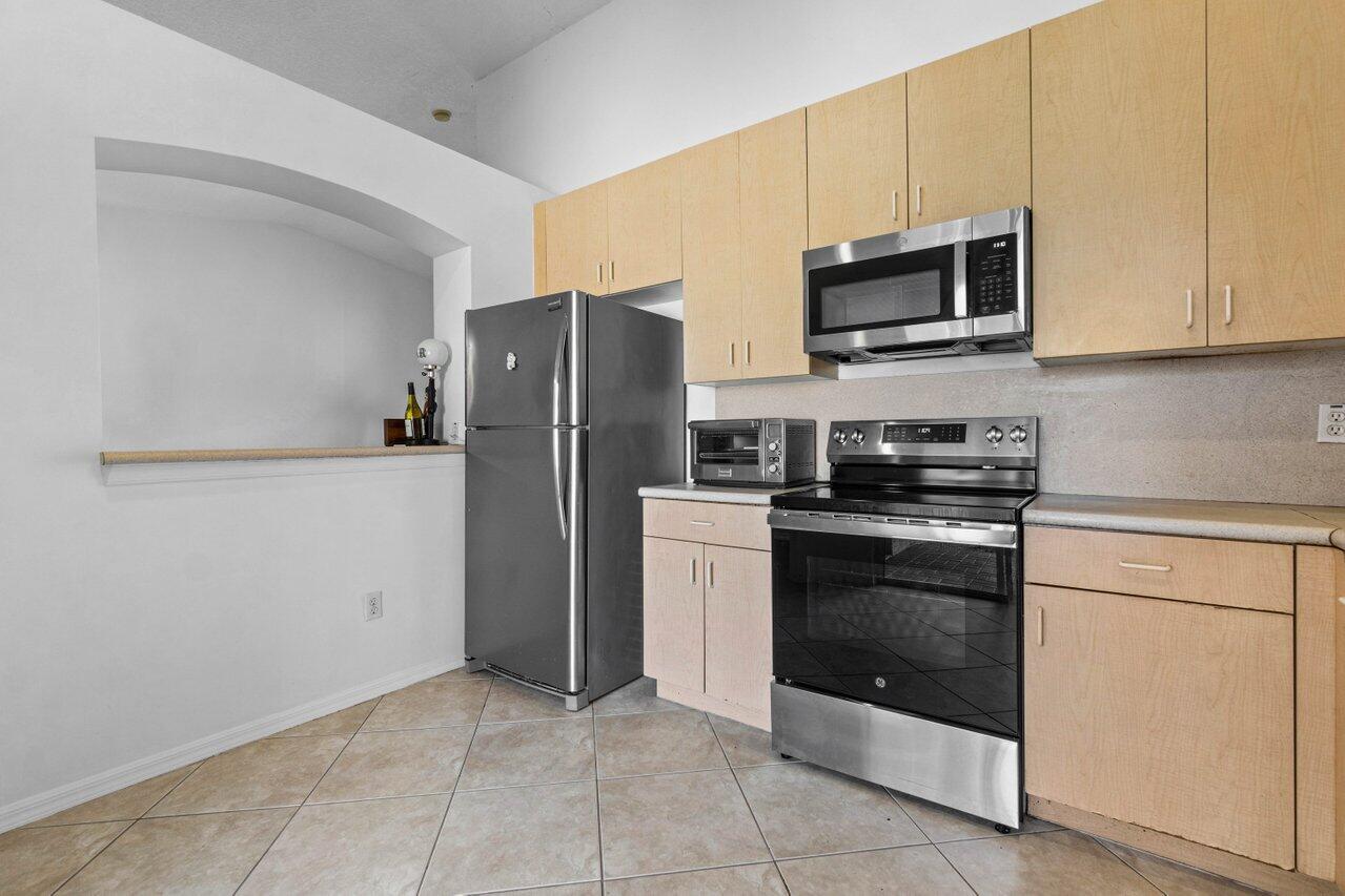 ANDROS ISLE PAR F - Residential