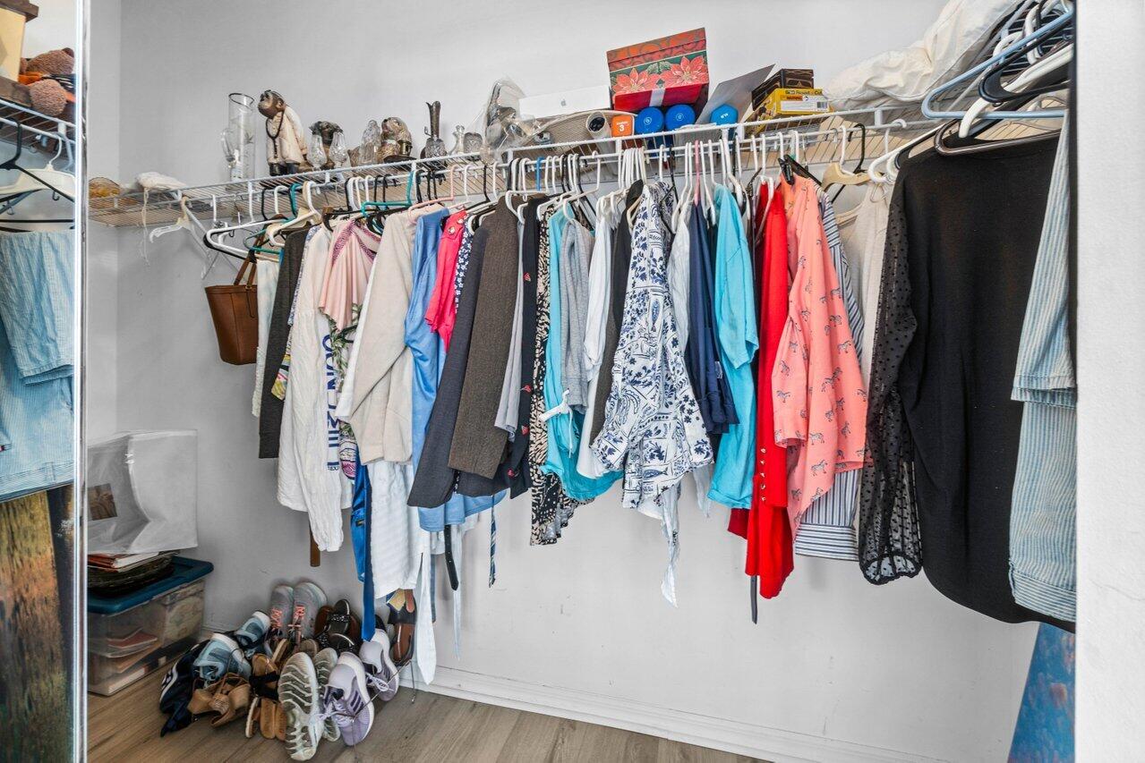 ANDROS ISLE PAR F - Residential