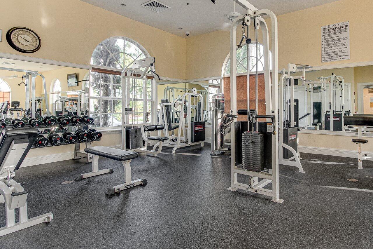 ANDROS ISLE PAR F - Residential