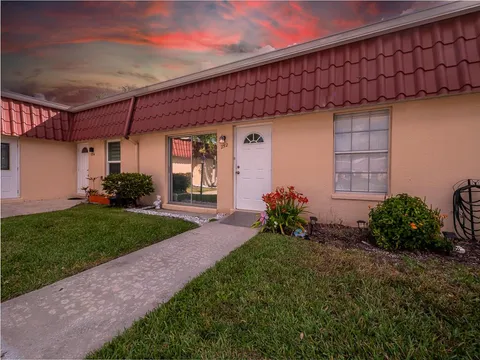 252 Down East Lane, Lake Worth, FL MLS: R11074205