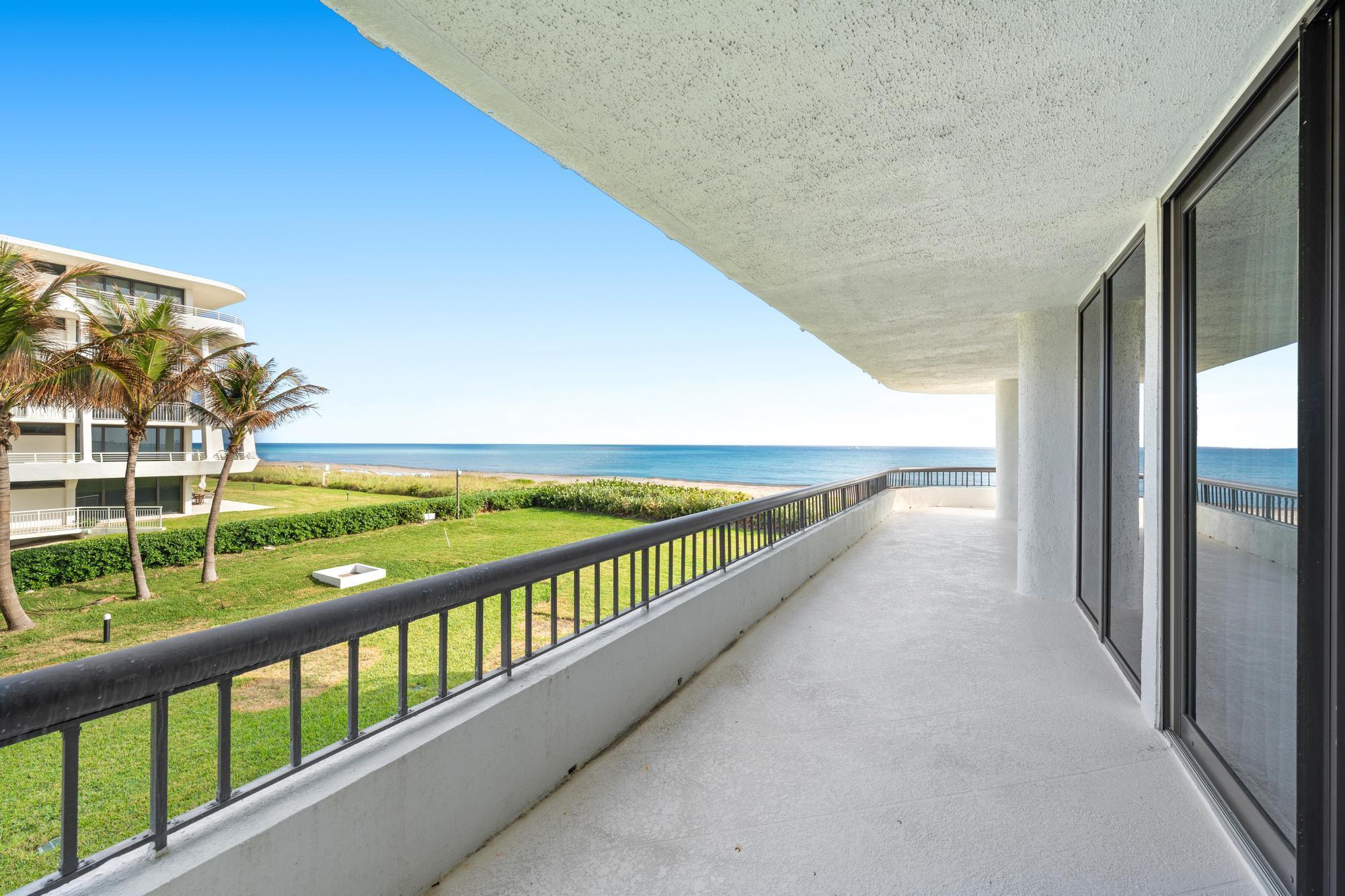 BEACH POINT CONDO - Residential