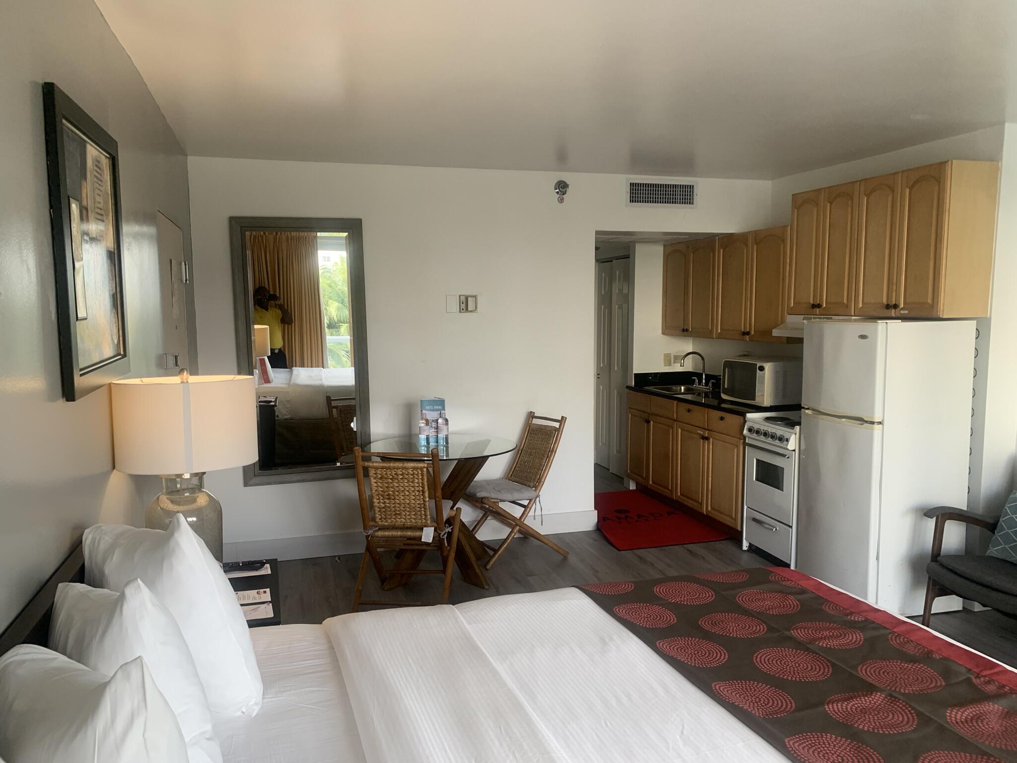 19201 Collins Avenue 231