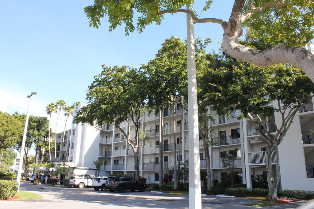 Photo of 2213 Cypress Island Drive #408, Pompano Beach, FL 33069 (MLS # R11043404)