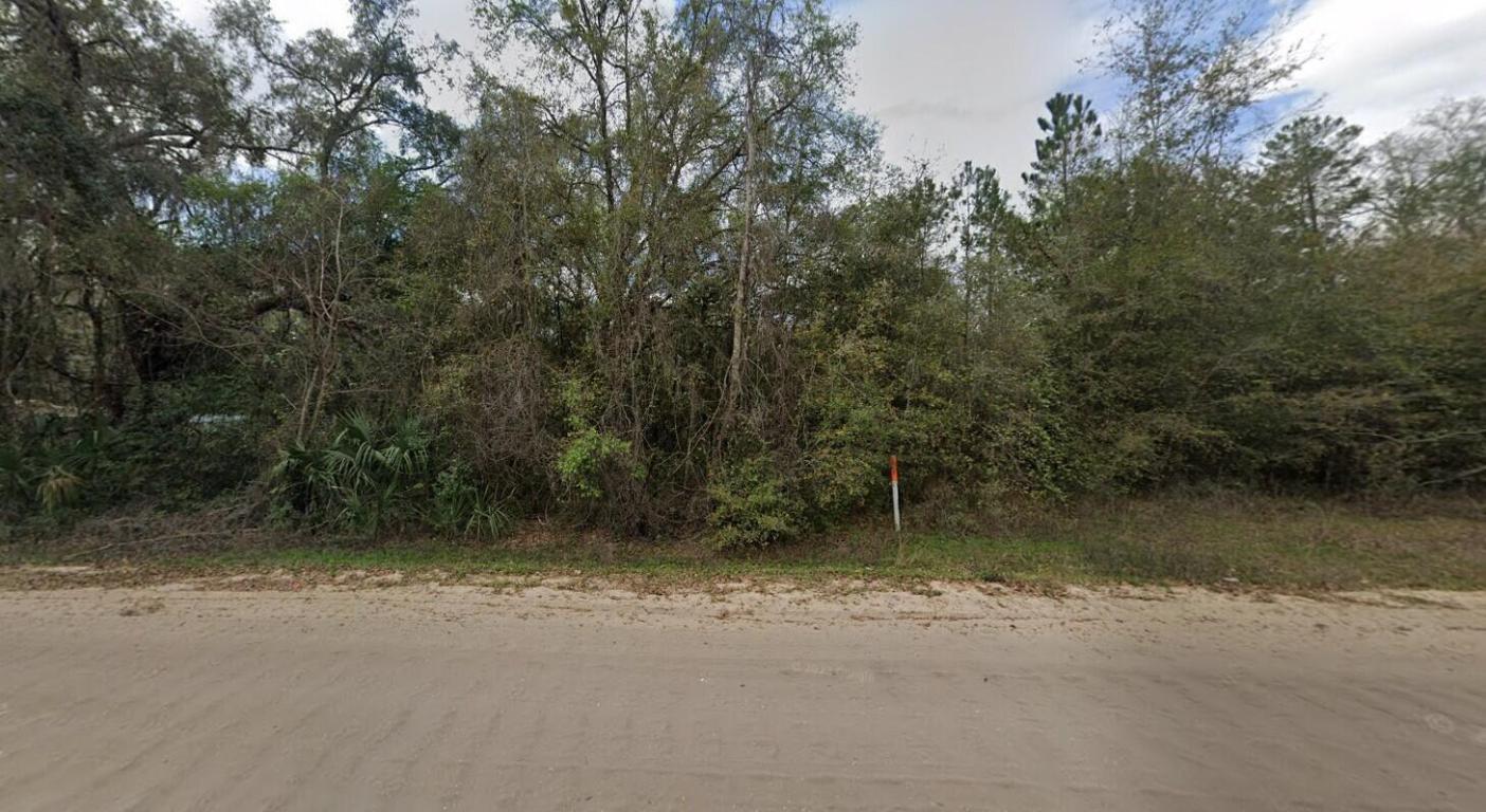 INTERLACHEN LAKES ESTATES - Land