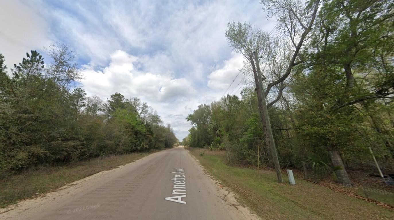 INTERLACHEN LAKES ESTATES - Land