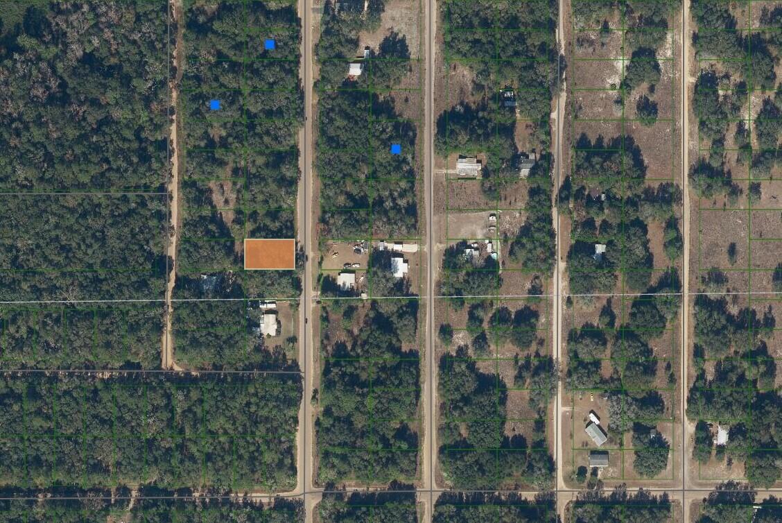INTERLACHEN LAKES ESTATES - Land