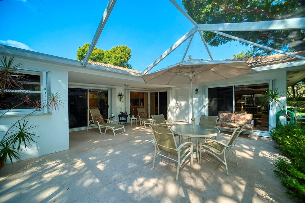 Photo of 2802 Pin Oak Court, Palm Beach Gardens, FL 33410 (MLS # R10718849)