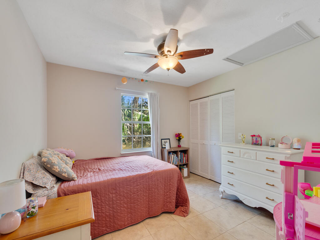 GROVENOR ESTATES UNIT 2-A - Residential