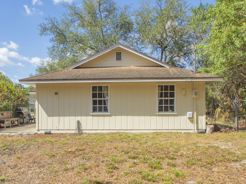 GROVENOR ESTATES UNIT 2-A - Residential