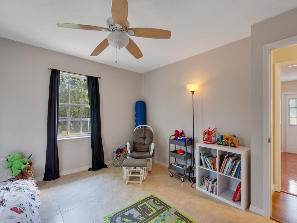 GROVENOR ESTATES UNIT 2-A - Residential