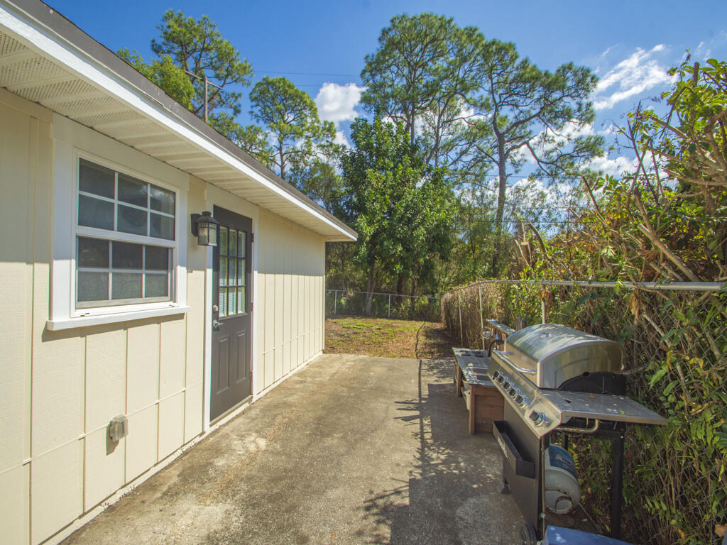 GROVENOR ESTATES UNIT 2-A - Residential