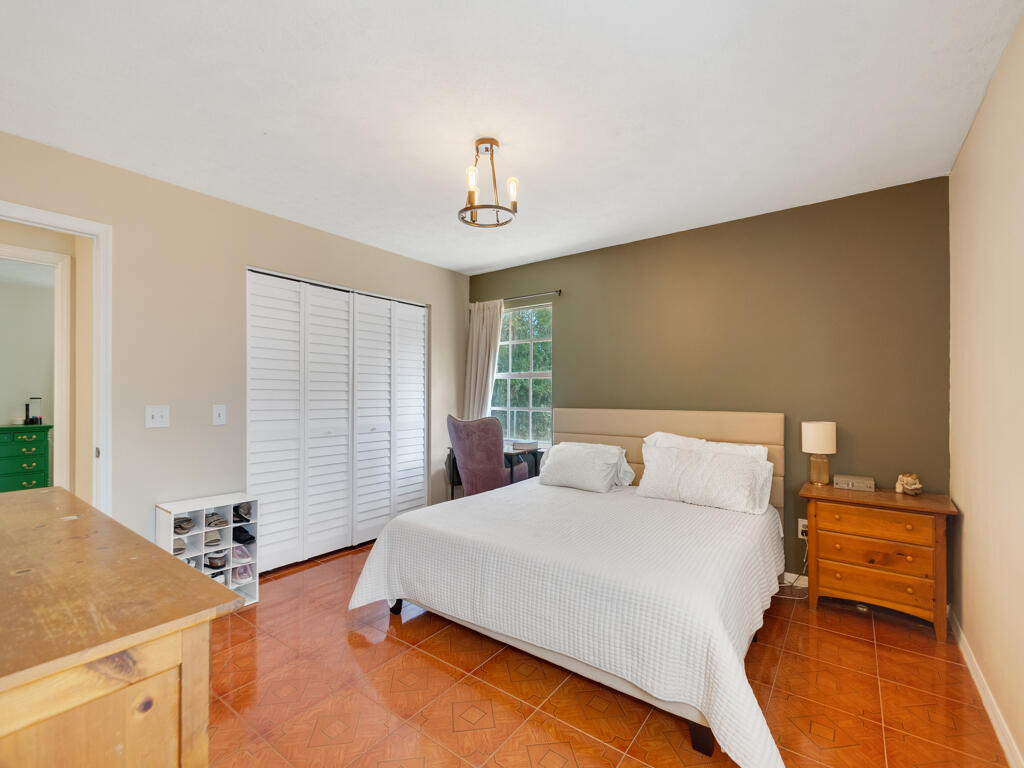 GROVENOR ESTATES UNIT 2-A - Residential