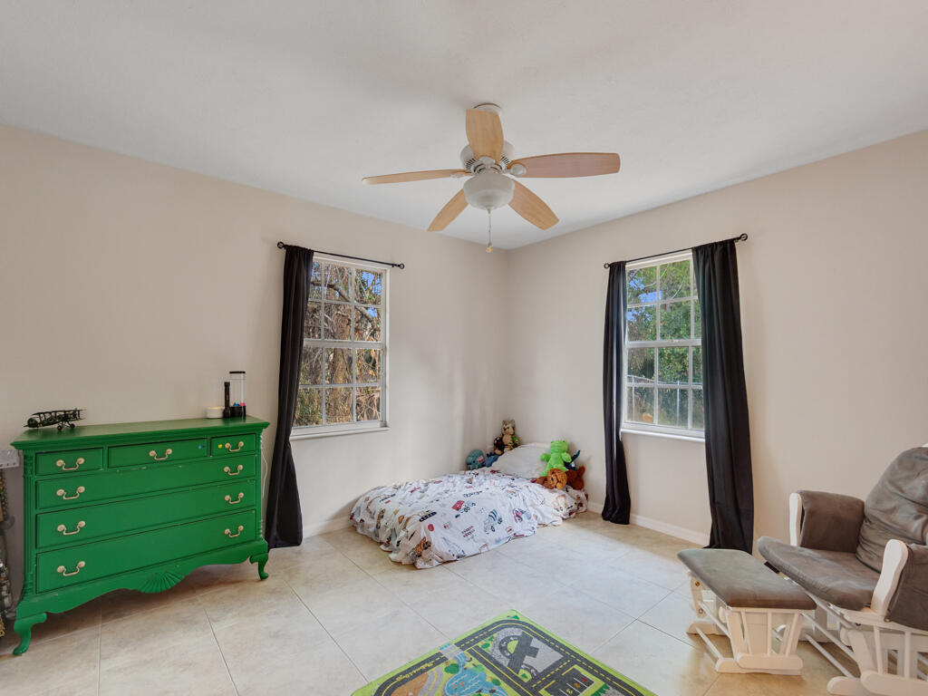 GROVENOR ESTATES UNIT 2-A - Residential