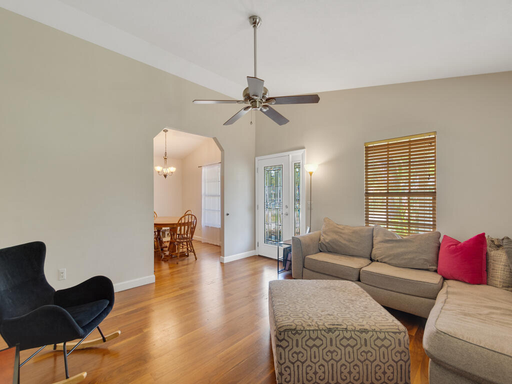 GROVENOR ESTATES UNIT 2-A - Residential