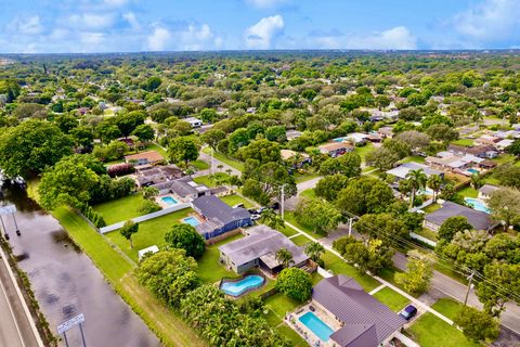 A home in Plantation