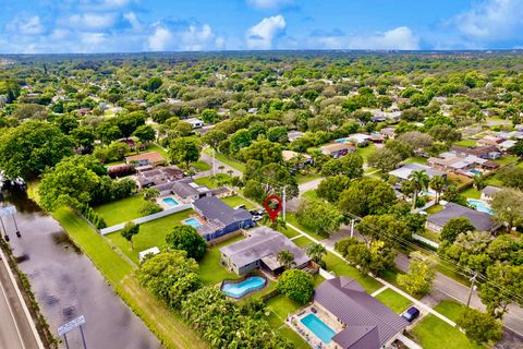 A home in Plantation