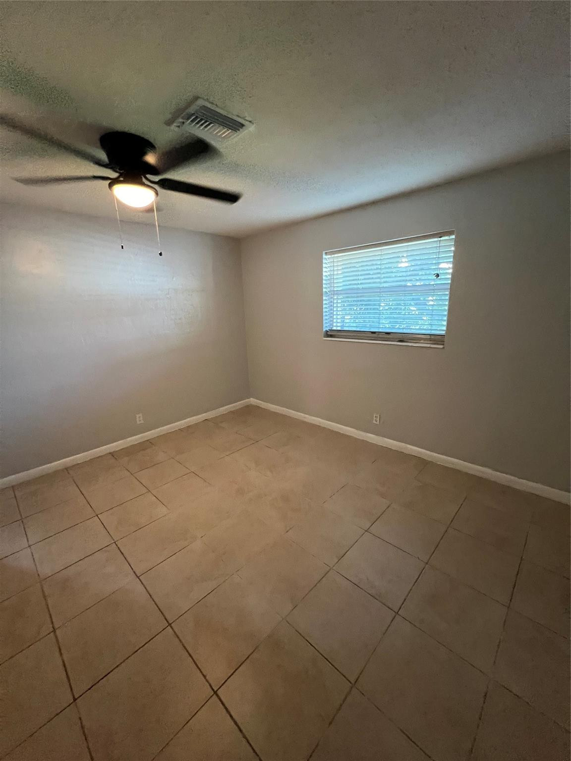 Coral Ridge Isles 45-47 B - Residential Lease