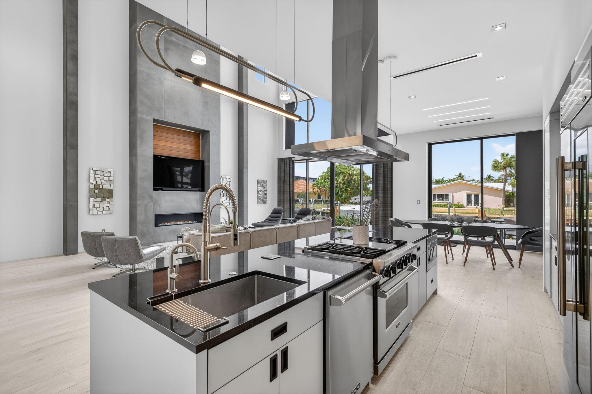 LANDINGS FIRST SEC - Residential