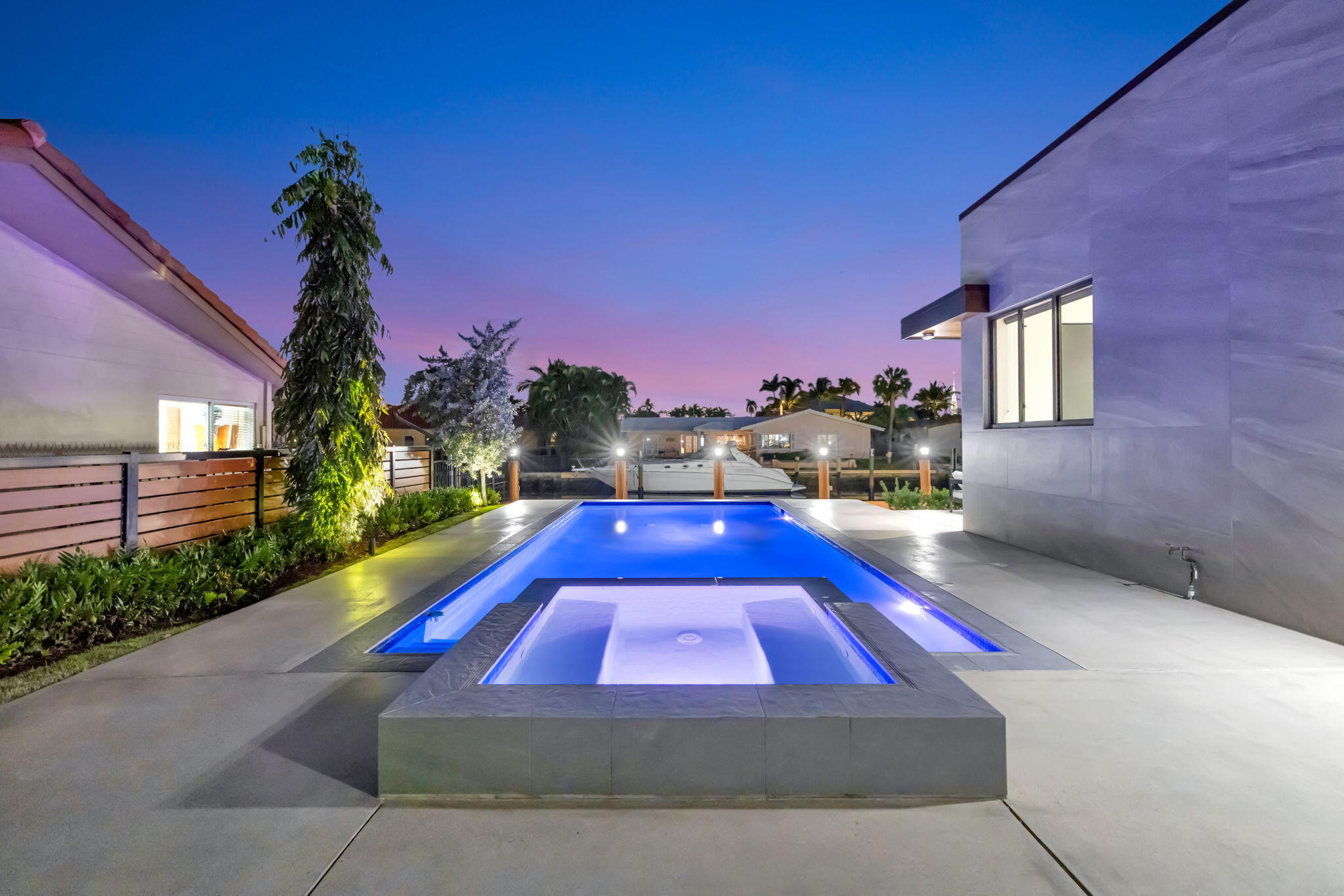 LANDINGS FIRST SEC - Residential