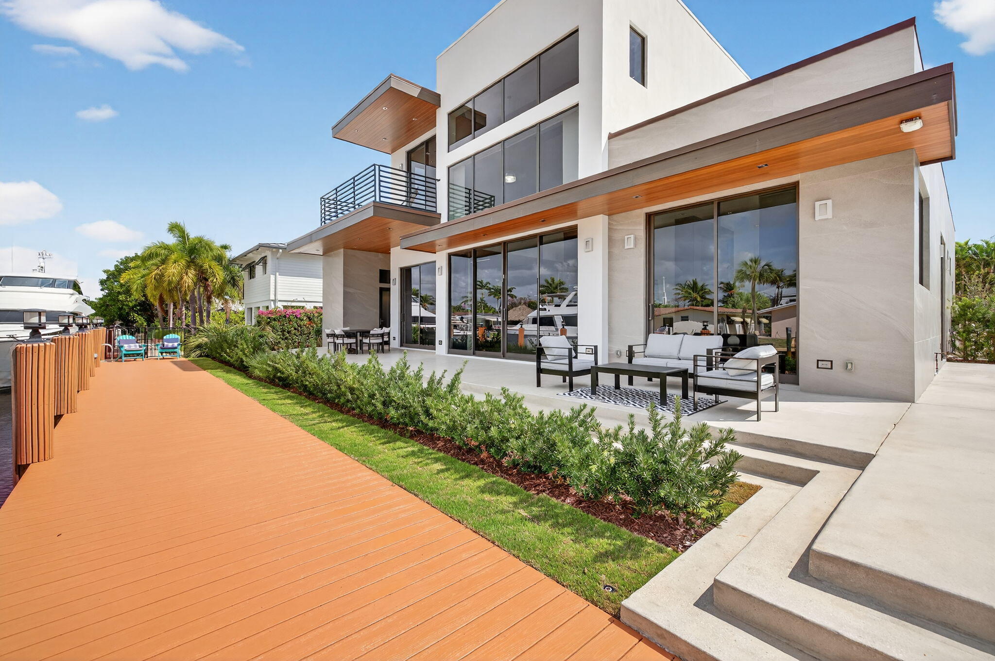 LANDINGS FIRST SEC - Residential