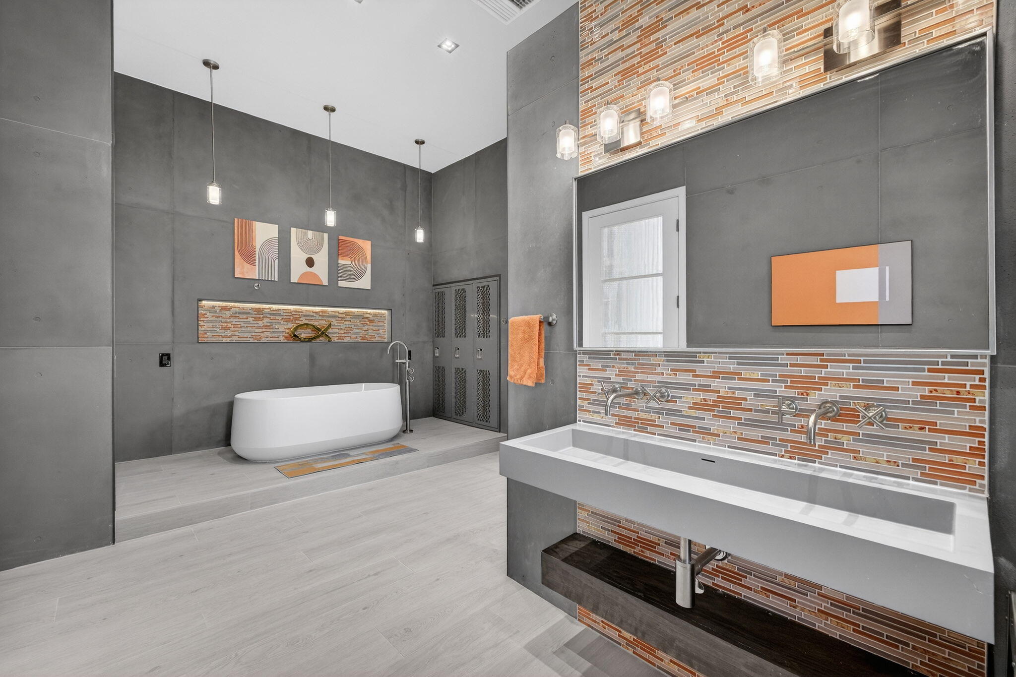 LANDINGS FIRST SEC - Residential