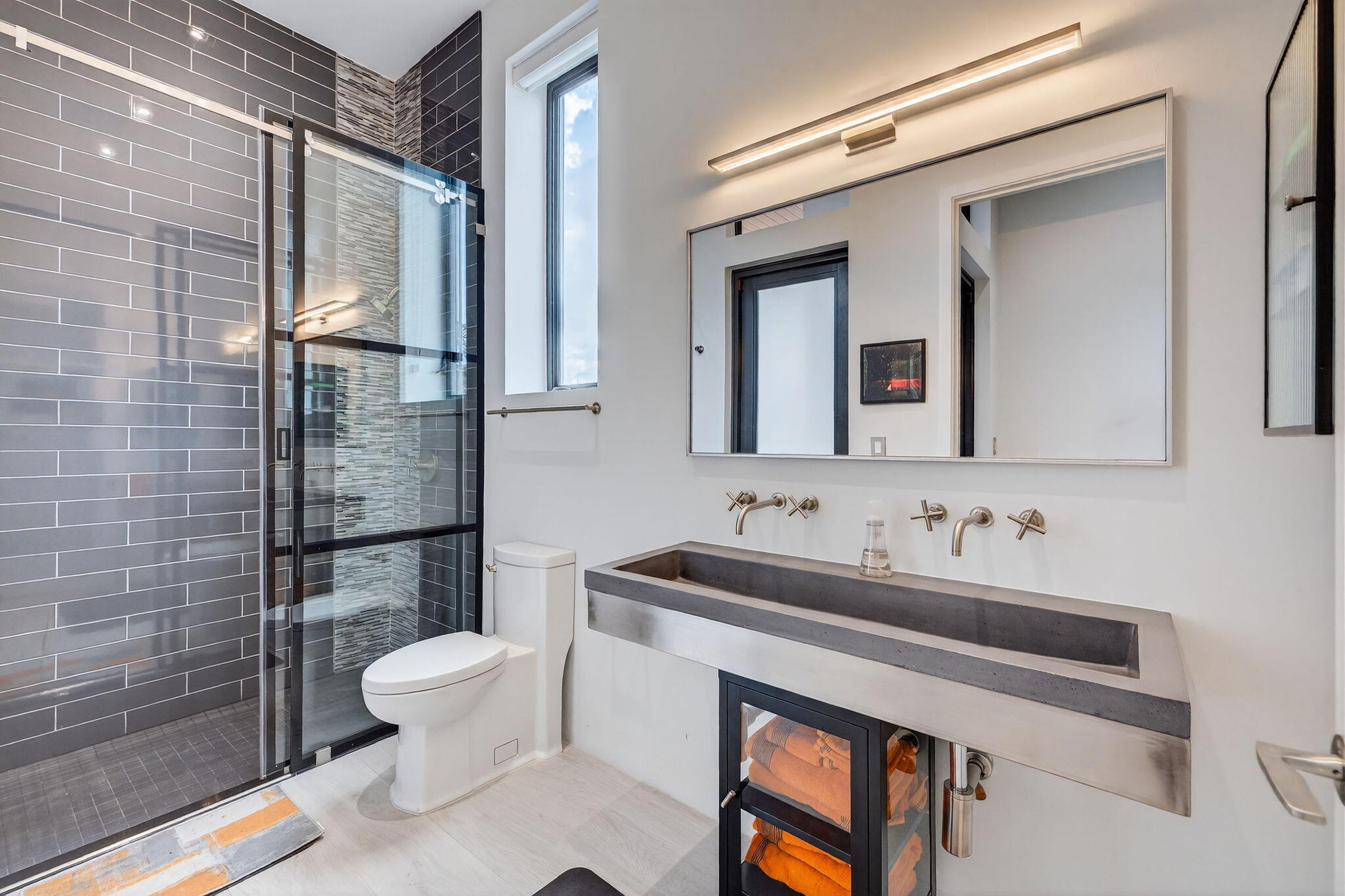 LANDINGS FIRST SEC - Residential