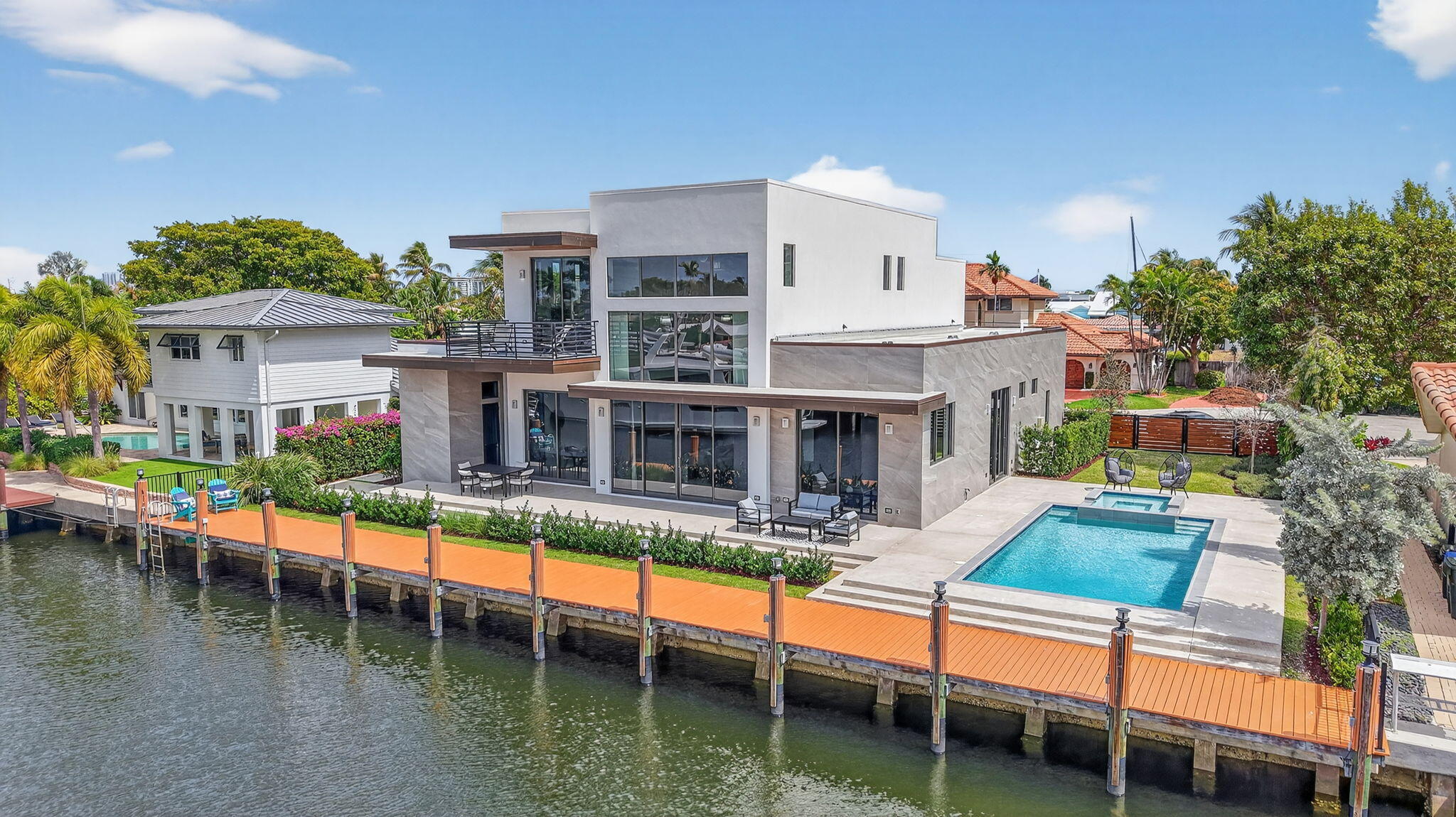 LANDINGS FIRST SEC - Residential