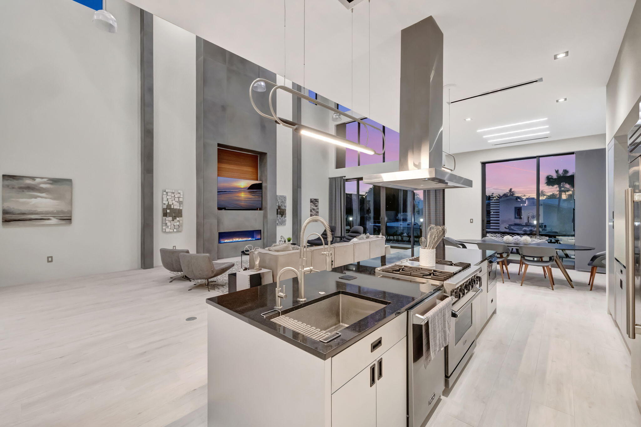 LANDINGS FIRST SEC - Residential