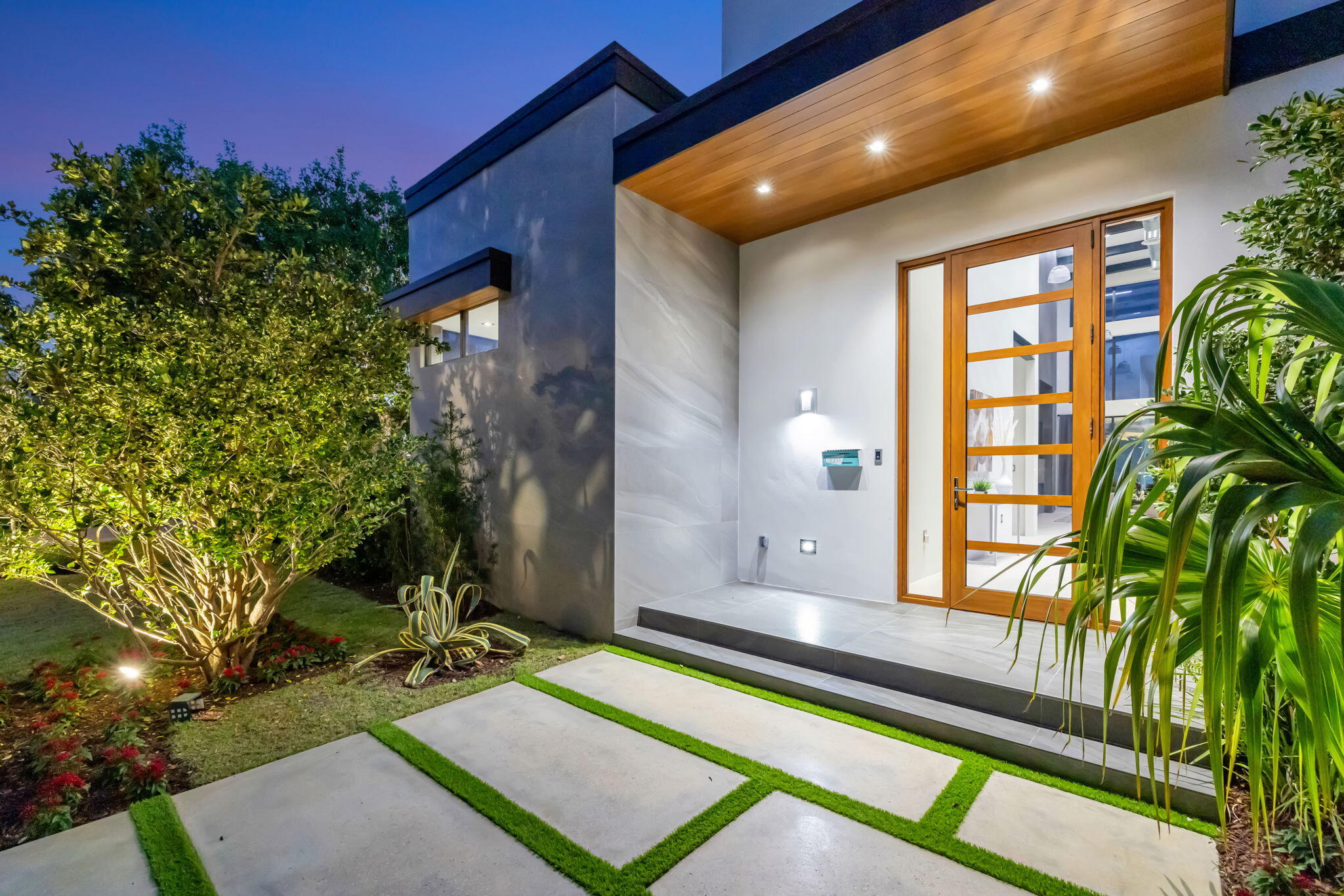 LANDINGS FIRST SEC - Residential