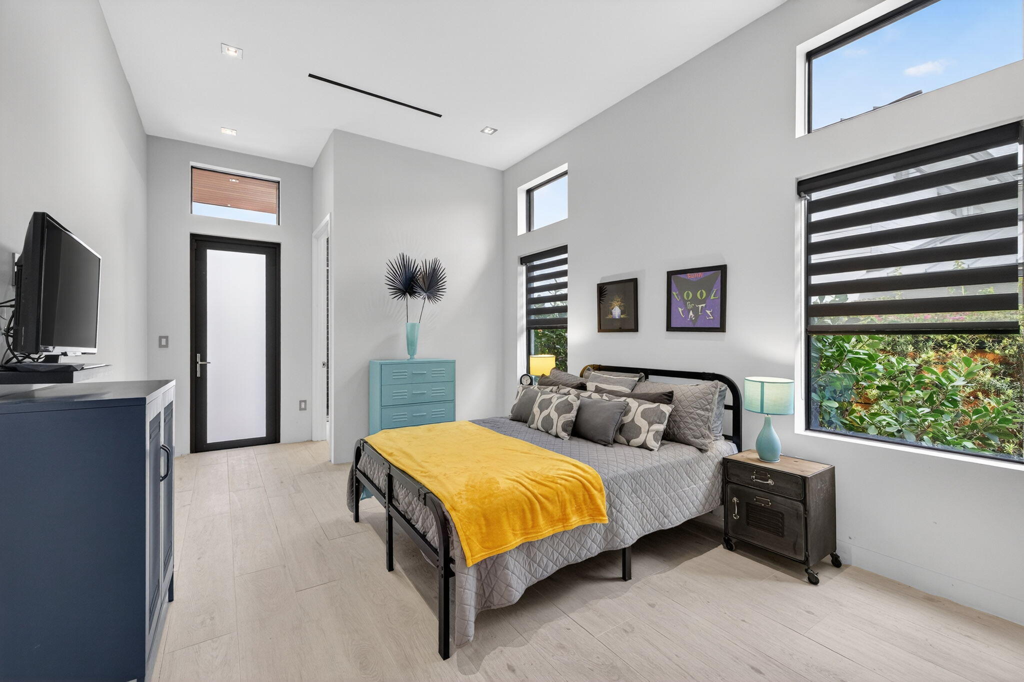 LANDINGS FIRST SEC - Residential