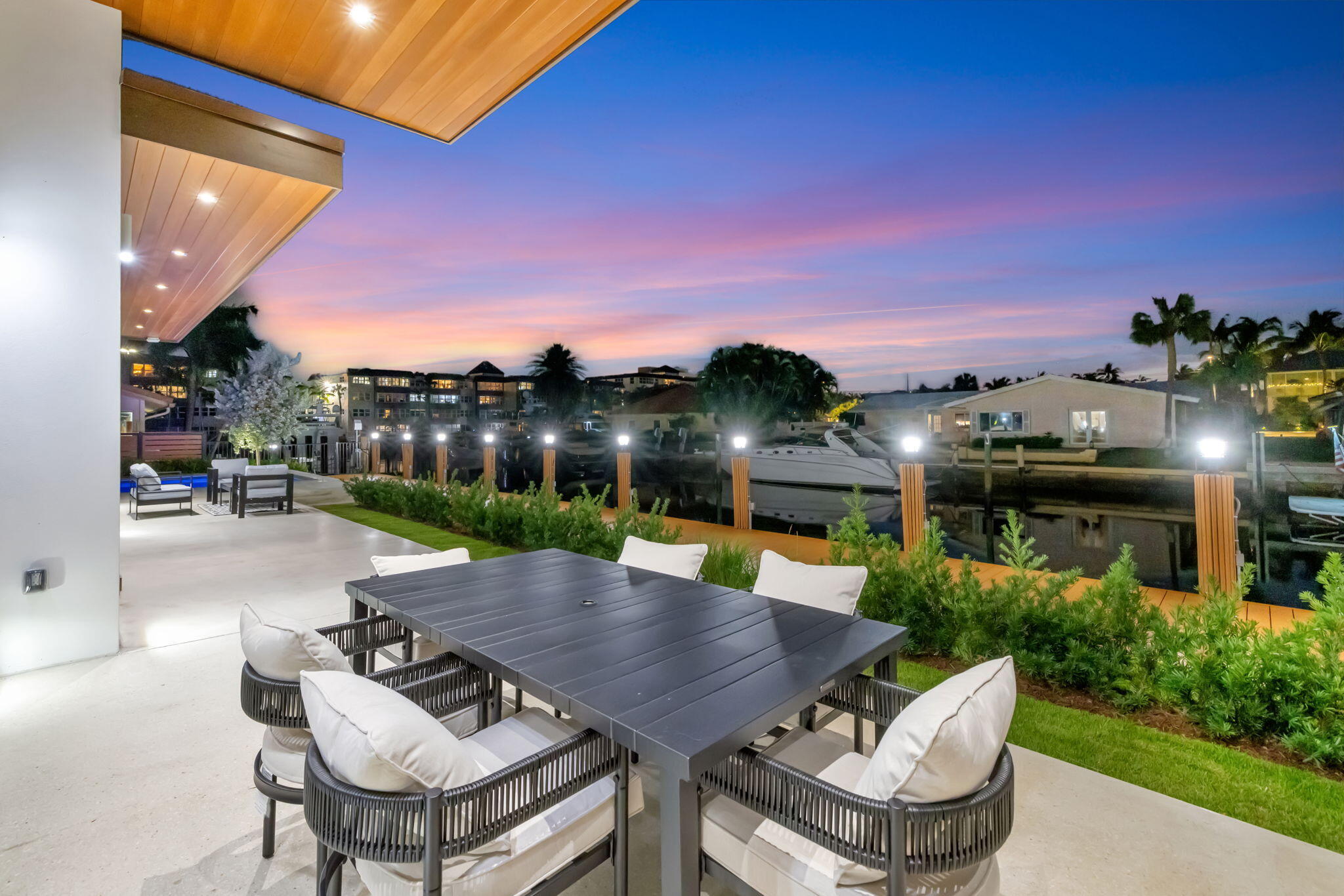 LANDINGS FIRST SEC - Residential