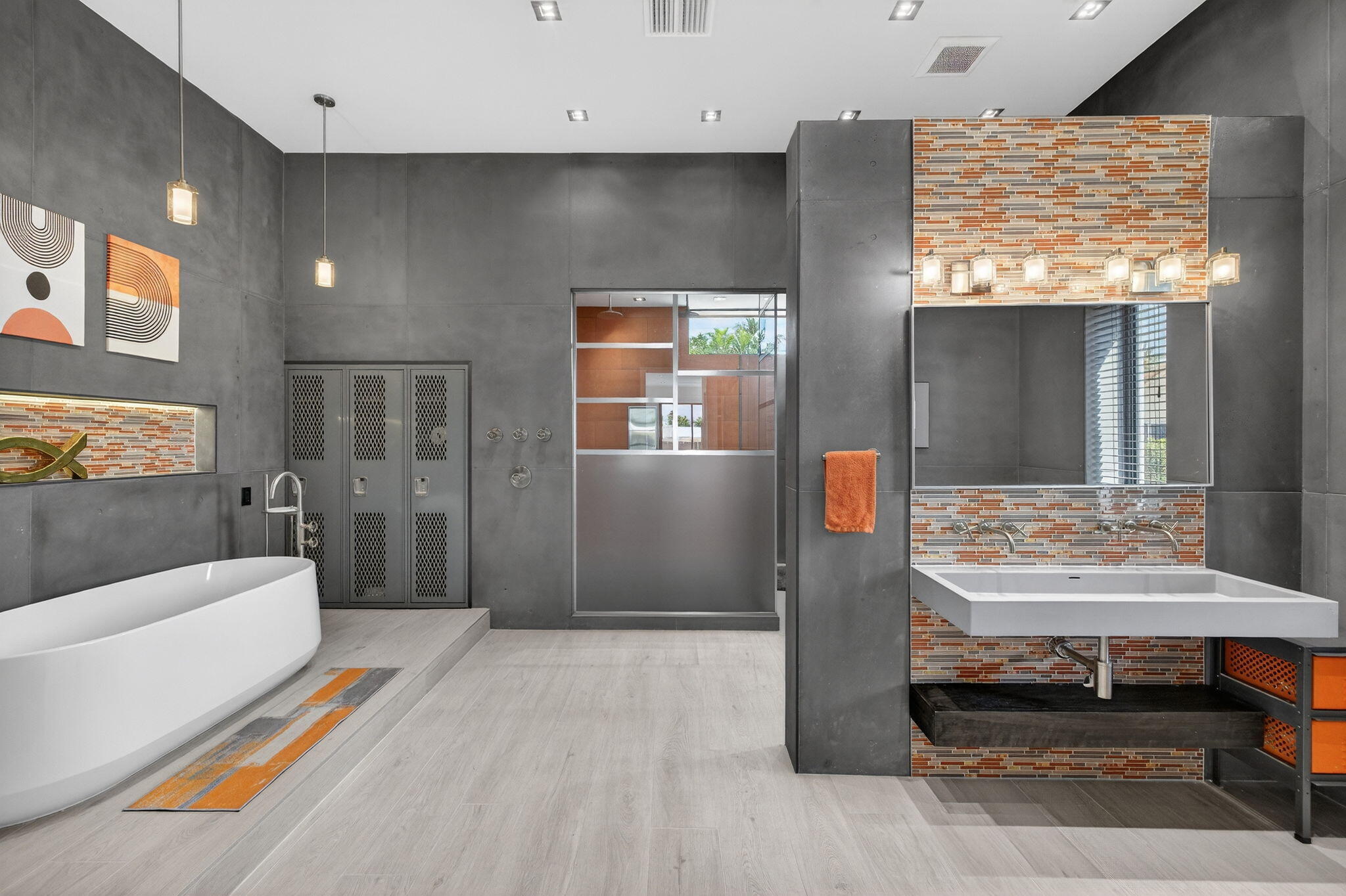 LANDINGS FIRST SEC - Residential