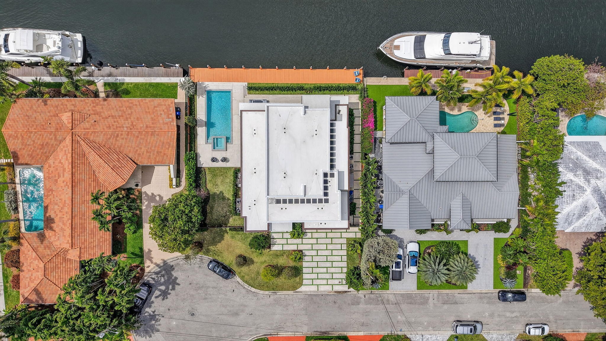 LANDINGS FIRST SEC - Residential