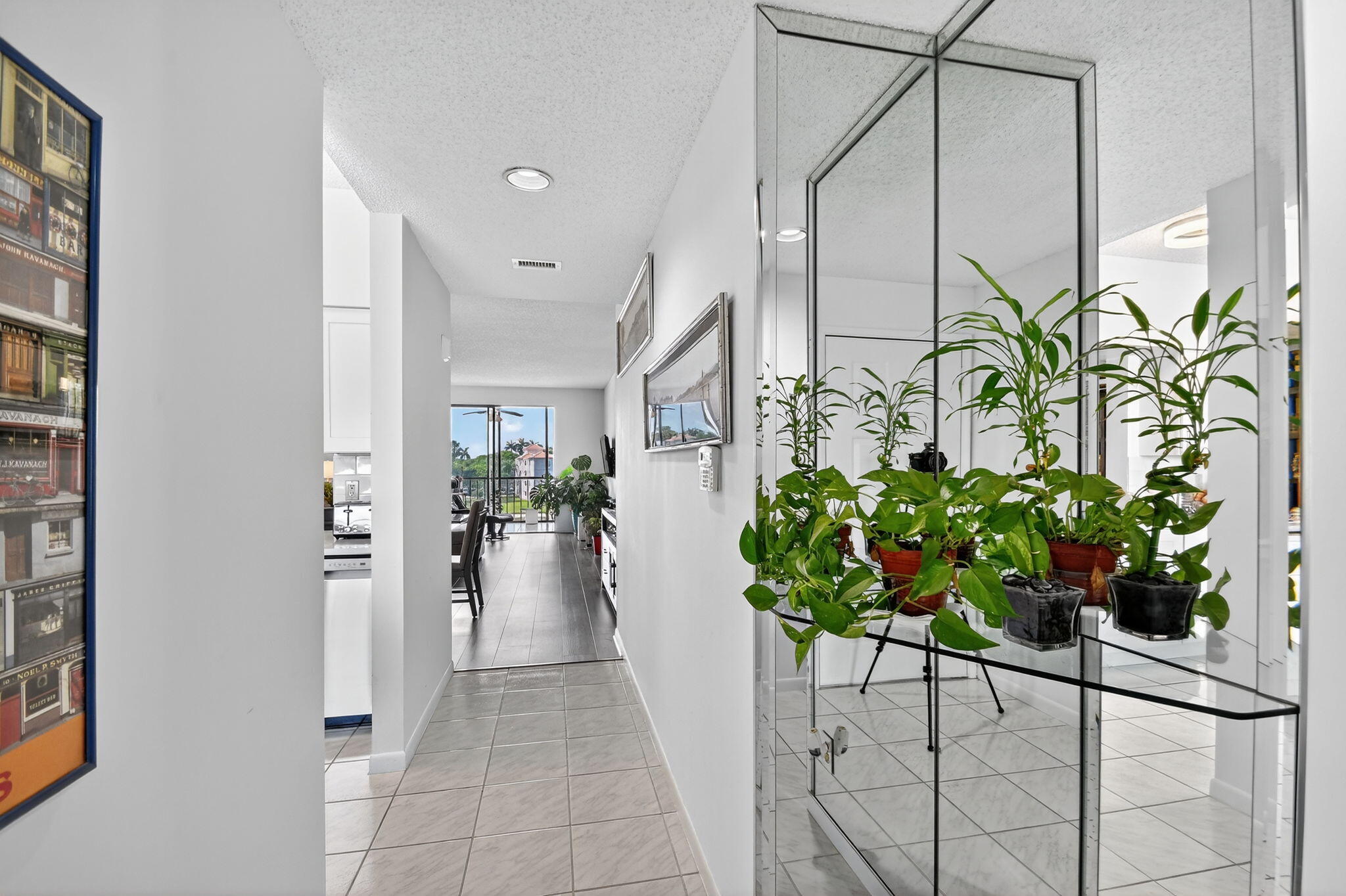 HUNTINGTON POINTE - Residential Lease