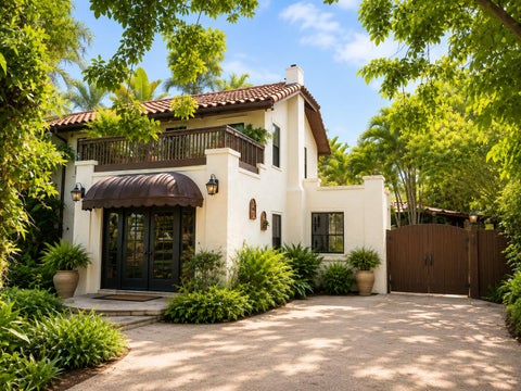 Photo of 535 N Victoria Park Road, Fort Lauderdale, FL 33301 (MLS # B26044011)