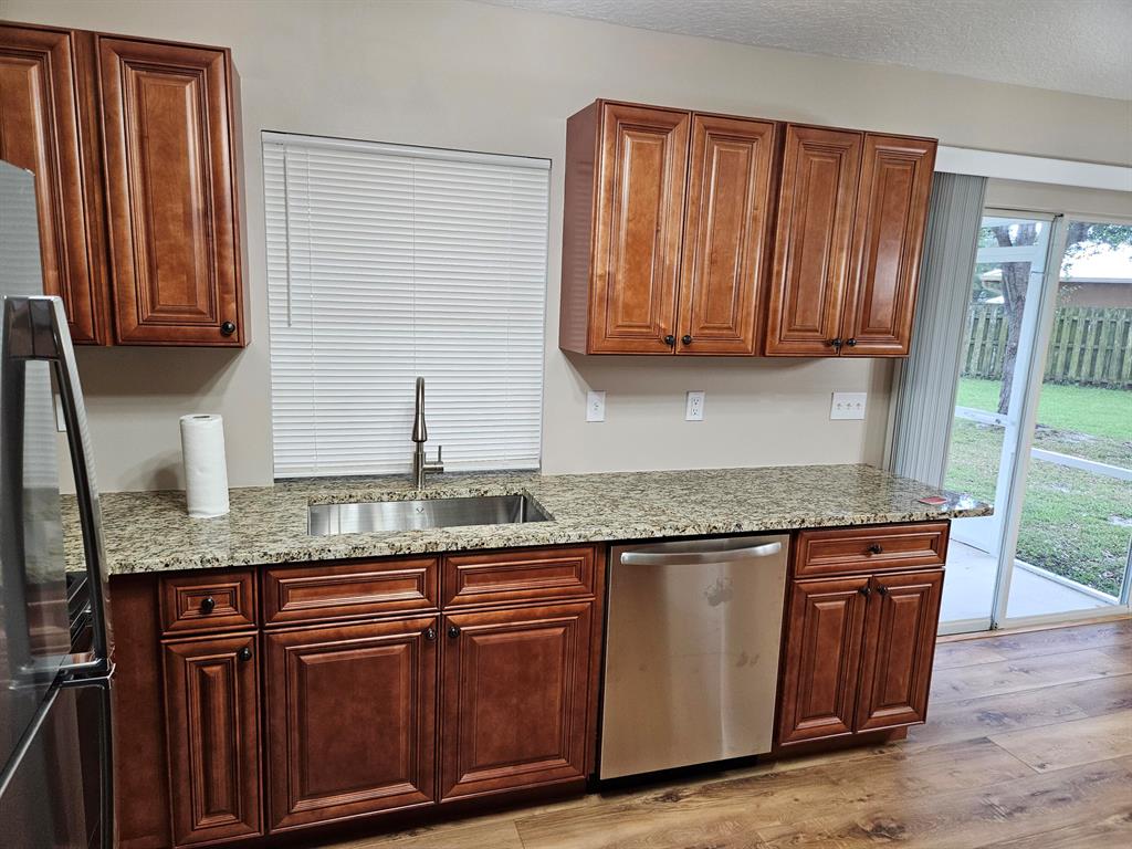 PORT ST LUCIE SECTION 44 - Residential Lease