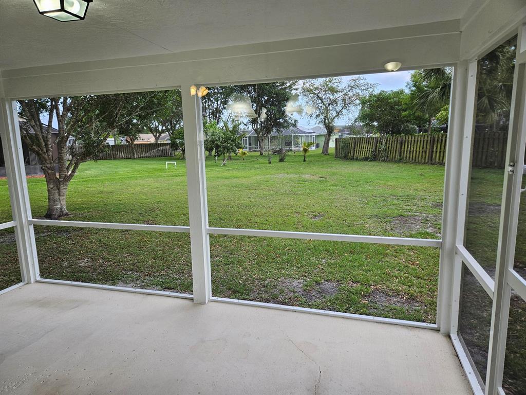 PORT ST LUCIE SECTION 44 - Residential Lease
