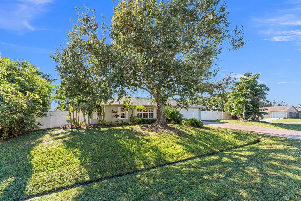 Photo of 338 SE Voltair Terrace, Port Saint Lucie, FL 34983 (MLS # R11042356)