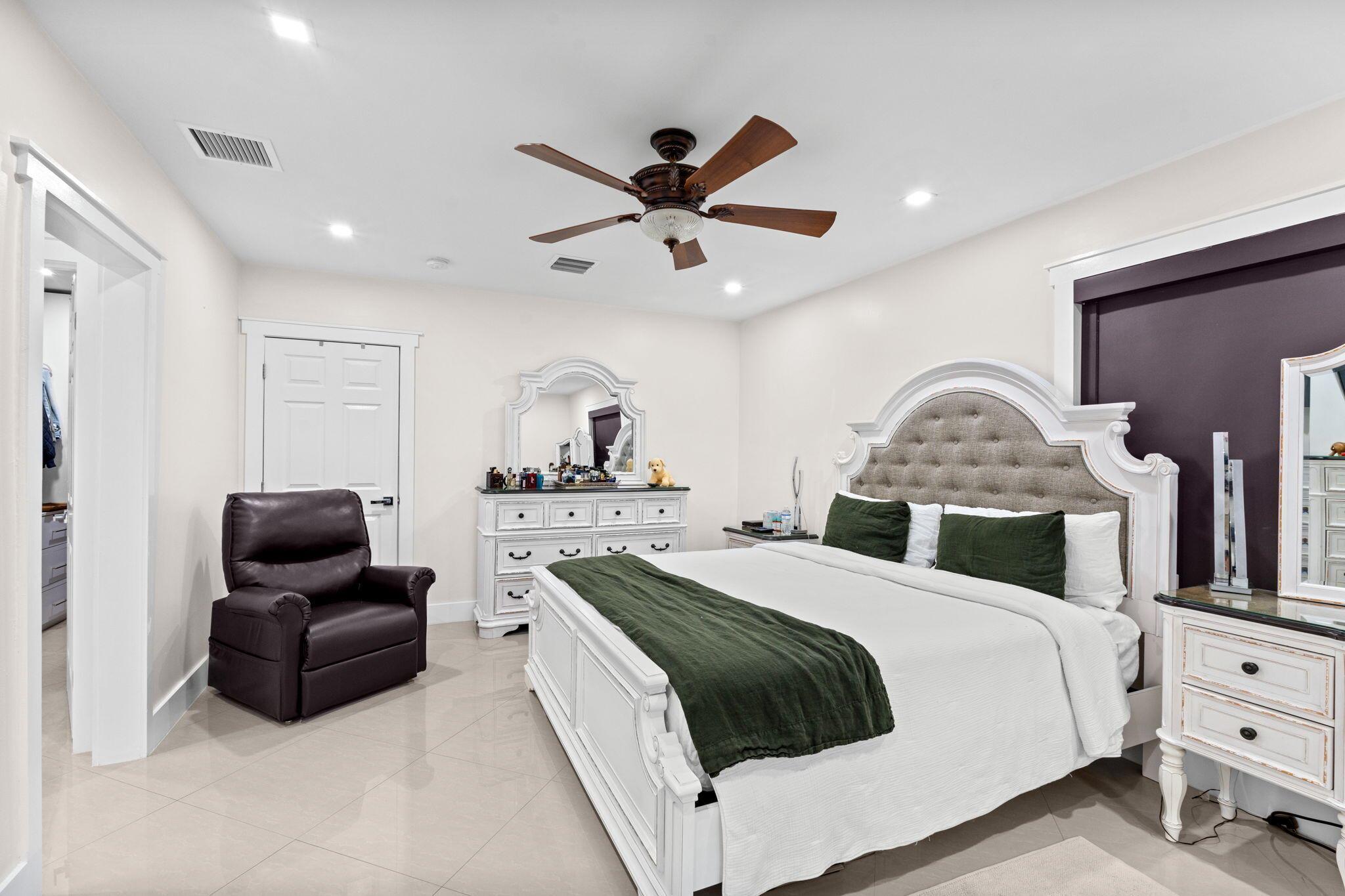 BELLEVUE - Residential