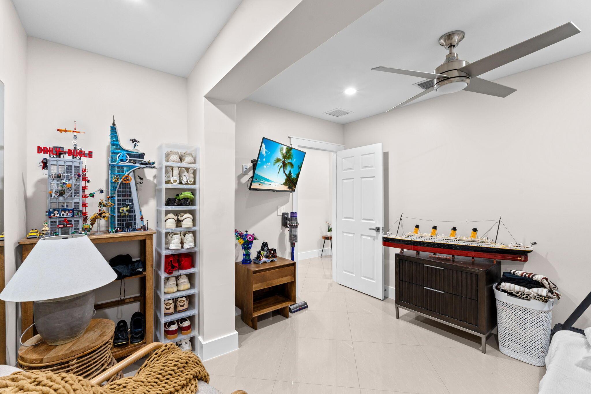 BELLEVUE - Residential