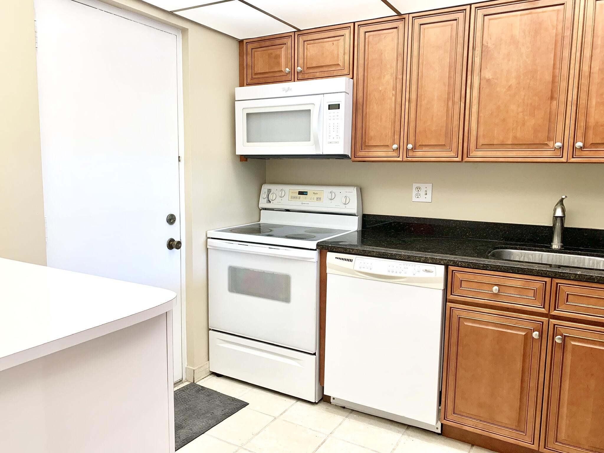 CYPRESS BEND I-B AND I-C CONDO - Residential Lease