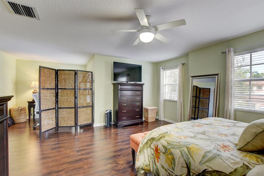 DREXEL PARK TOWNHOMES I CONDO - Residential