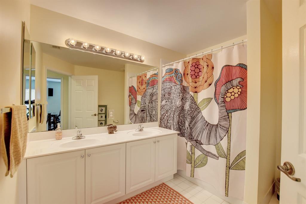 DREXEL PARK TOWNHOMES I CONDO - Residential