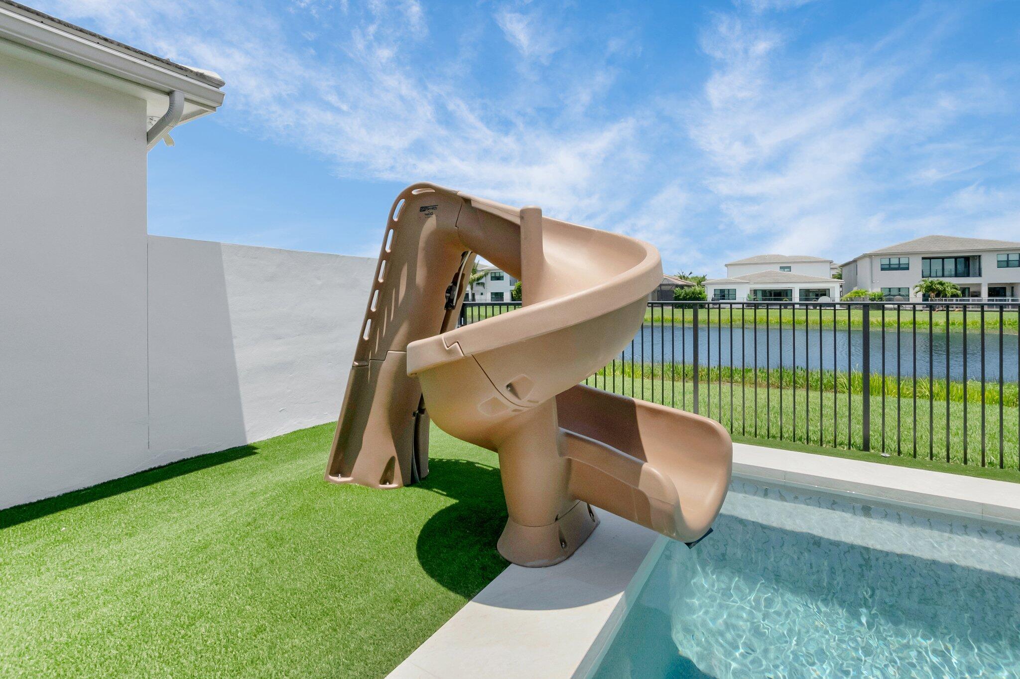 LOTUS - Residential