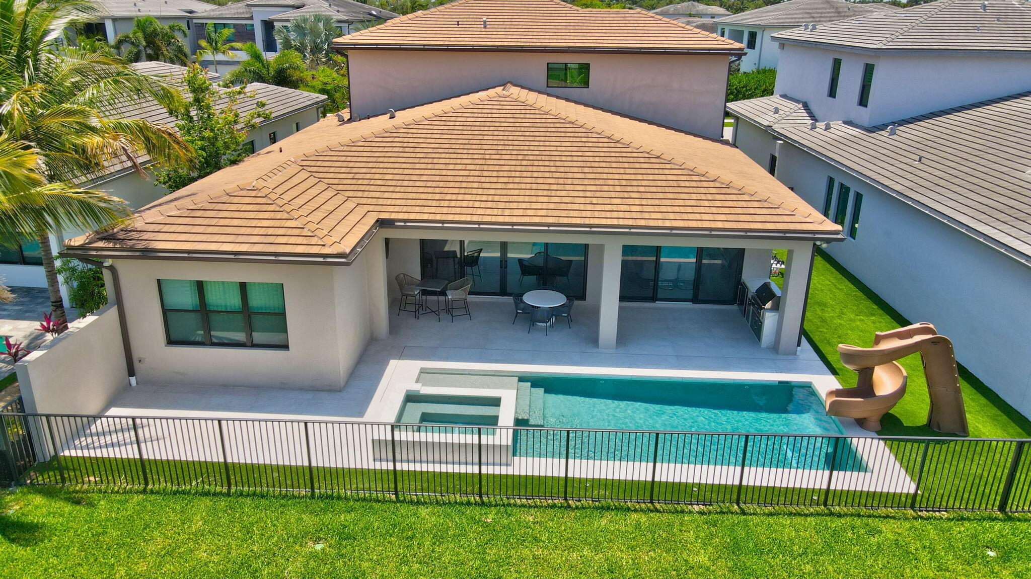 LOTUS - Residential