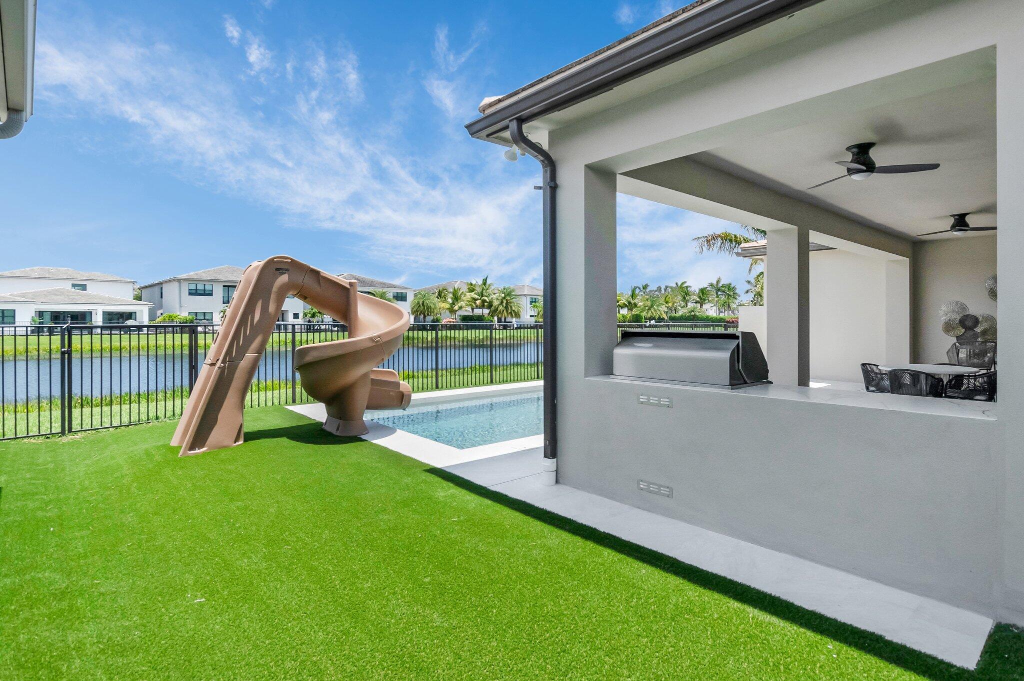 LOTUS - Residential