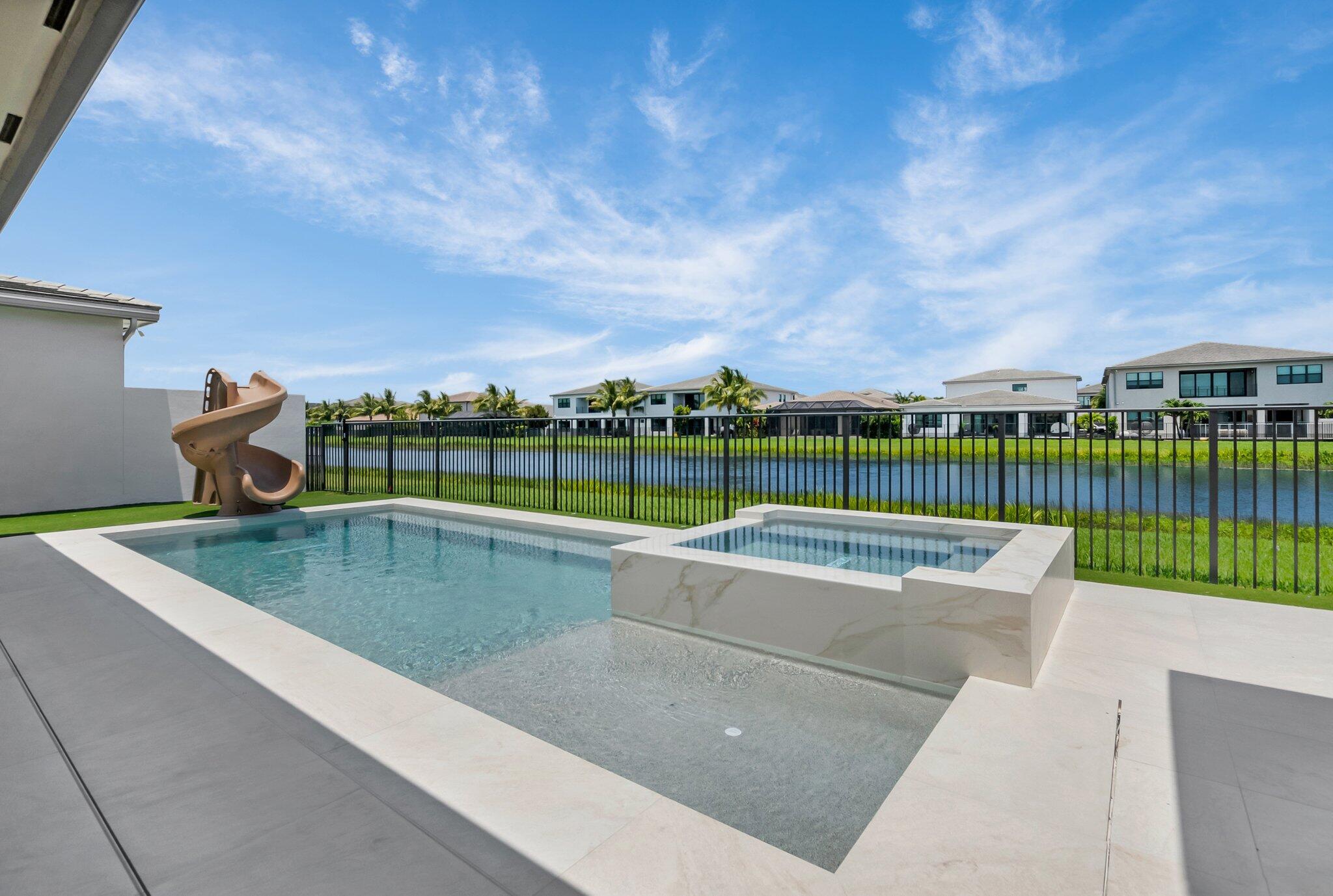 LOTUS - Residential