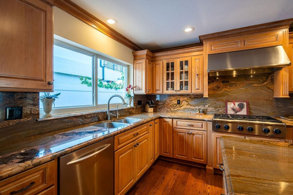 Lighthouse Point - Residential