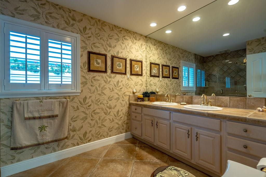 Lighthouse Point - Residential